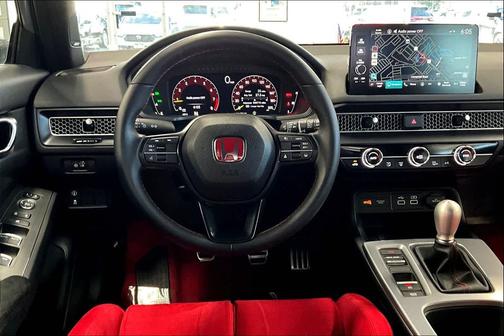 Sonic Gray Pearl 2024 Honda Civic Type R