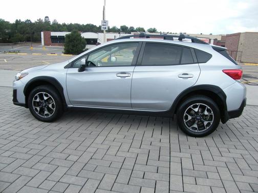 Ice Silver Metallic 2019 Subaru Crosstrek 2.0i Premium CVT