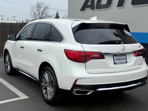 2017 Acura MDX 3.5L w/Technology Package