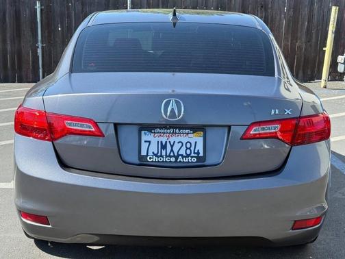 Modern Steel Metallic 2015 Acura ILX 2.0L