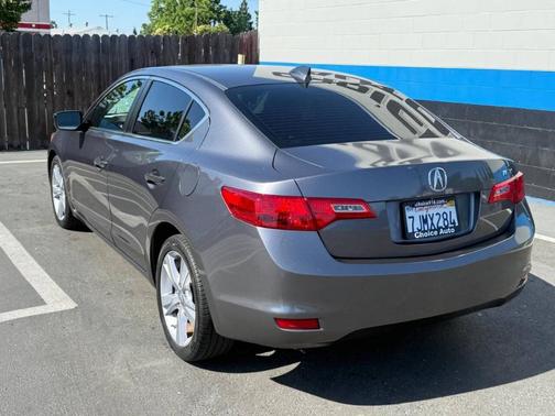 Modern Steel Metallic 2015 Acura ILX 2.0L