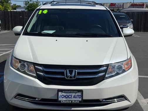 White Diamond Pearl 2014 Honda Odyssey EX-L