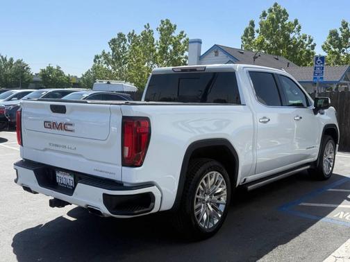 White Frost Tri-Coat 2019 GMC Sierra 1500 Denali