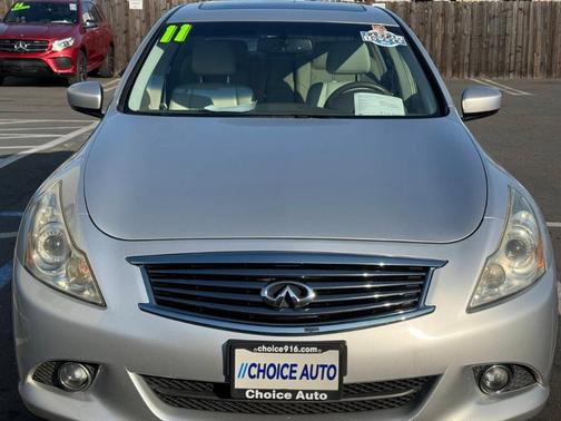 2011 INFINITI G37 Journey