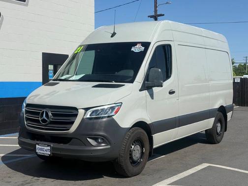Gray 2021 Mercedes-Benz Sprinter 2500 144 IN. WB