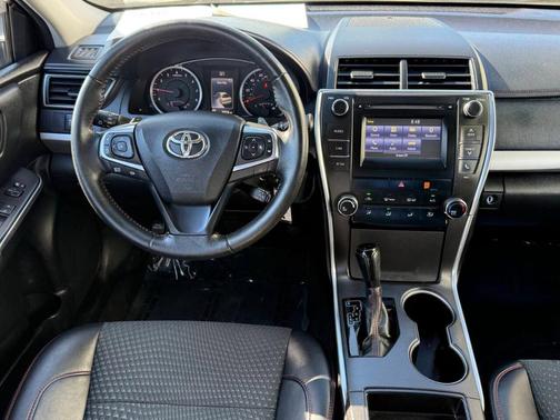 Black 2015 Toyota Camry SE