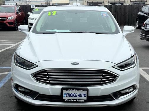 2017 Ford Fusion Energi SE Luxury