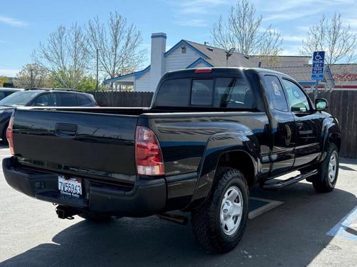 2005 Toyota Tacoma PreRunner Access Cab