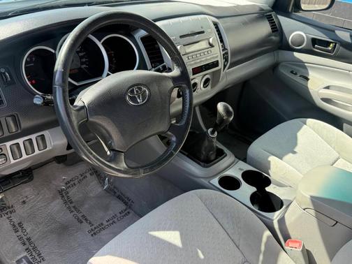 2005 Toyota Tacoma PreRunner Access Cab