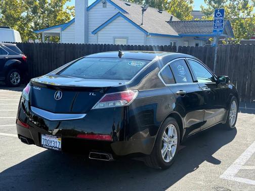 2011 Acura TL Technology