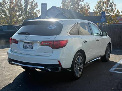 2017 Acura MDX 3.5L w/Technology Package