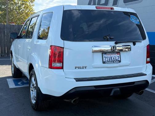2015 Honda Pilot EX-L w/ Navigation