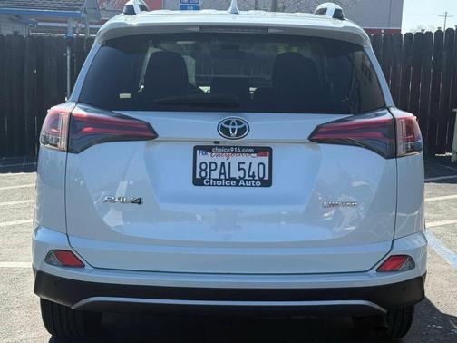 2017 Toyota RAV4 Limited