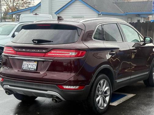 2019 Lincoln MKC Select