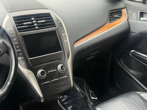 2019 Lincoln MKC Select