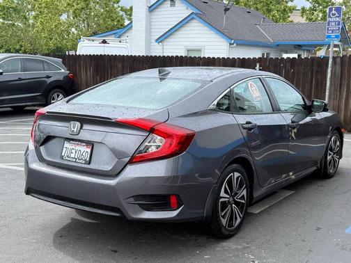 Gray 2016 Honda Civic EX-T
