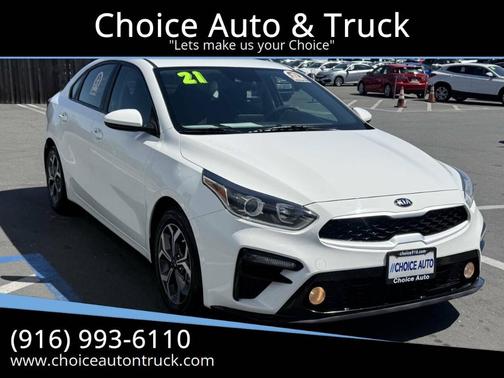 White 2021 Kia Forte LXS