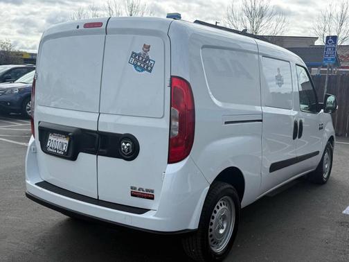 2022 RAM ProMaster City Base