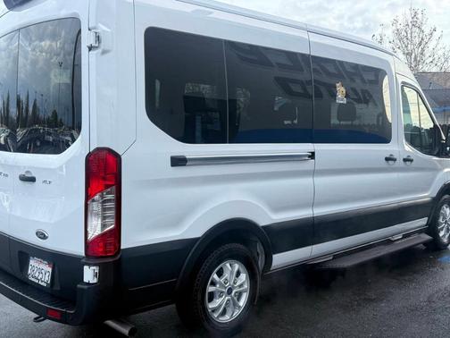 2023 Ford Transit Connect XLT