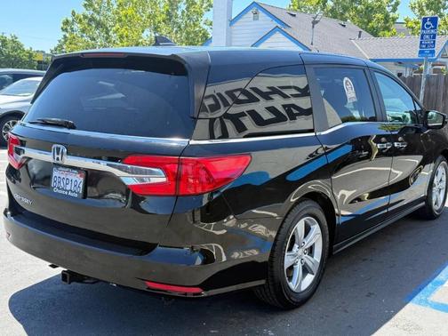 Black 2018 Honda Odyssey EX-L