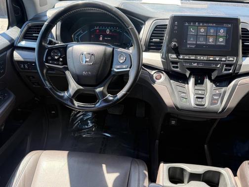 Black 2018 Honda Odyssey EX-L