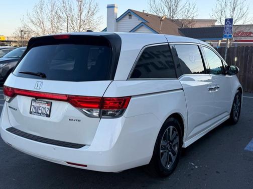 2015 Honda Odyssey Touring Elite
