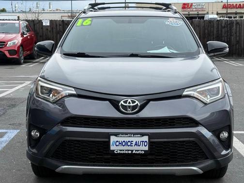 2016 Toyota RAV4 SE