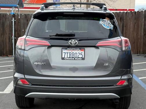 2016 Toyota RAV4 SE
