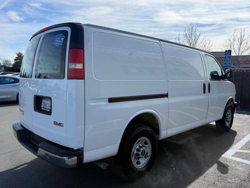 2013 GMC Savana 2500 Work Van