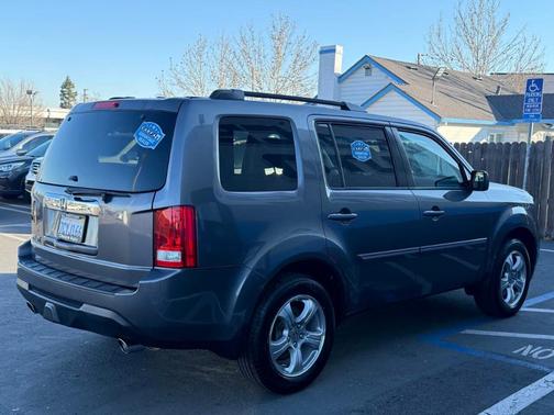 2014 Honda Pilot EX-L w/ Navigation