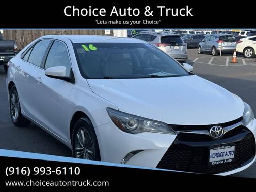 2016 Toyota Camry SE