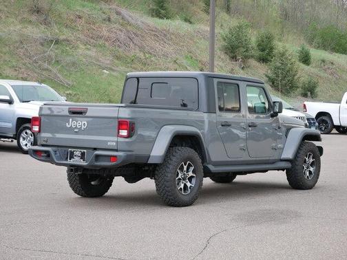 Photo 4 of 18 of 2021 Jeep Gladiator Overland