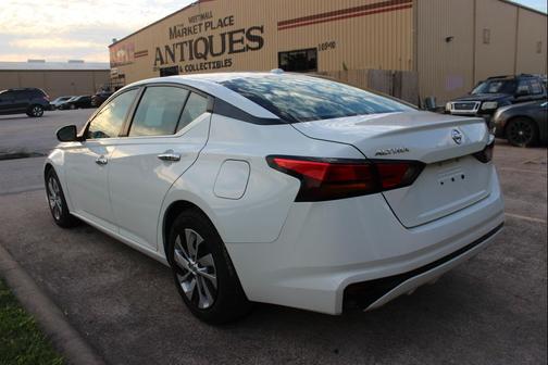 2020 Nissan Altima S FWD