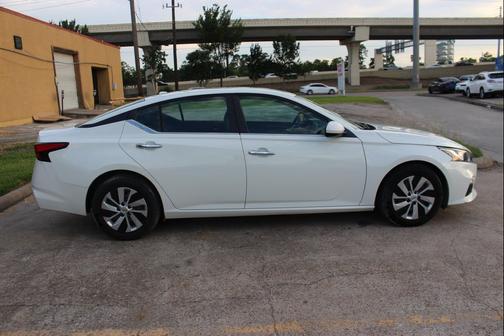 2020 Nissan Altima S FWD