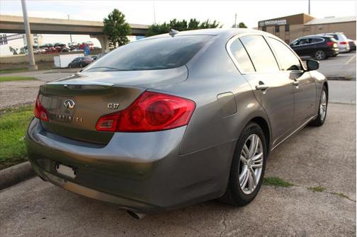 2012 INFINITI G37 Journey