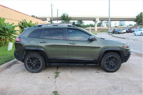 2019 Jeep Cherokee Trailhawk