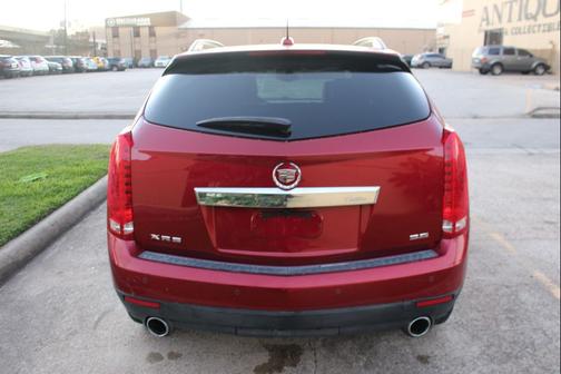 2016 Cadillac SRX Standard