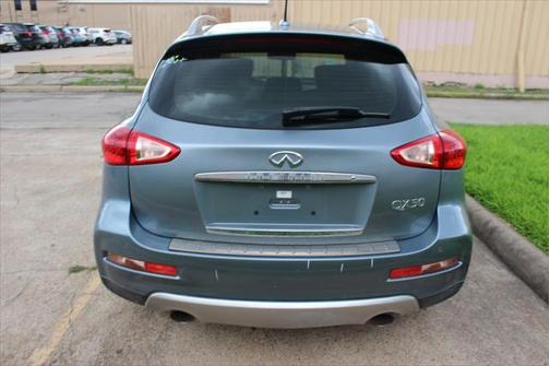 2016 INFINITI QX50 Base