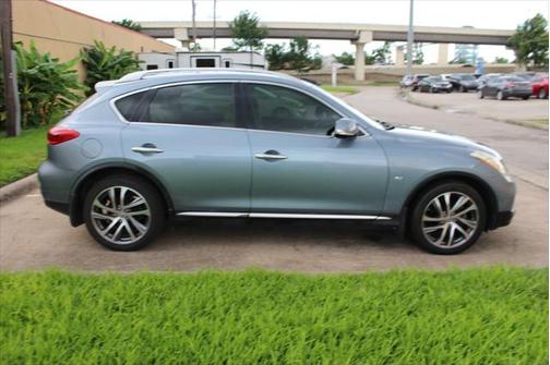2016 INFINITI QX50 Base
