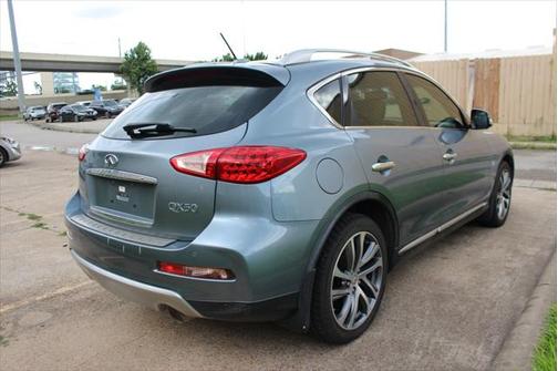 2016 INFINITI QX50 Base