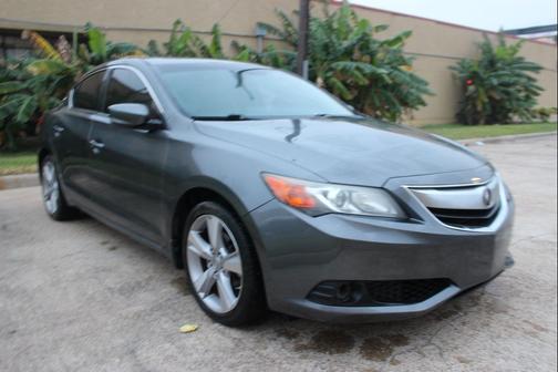 2013 Acura ILX 2.0L w/Premium Package