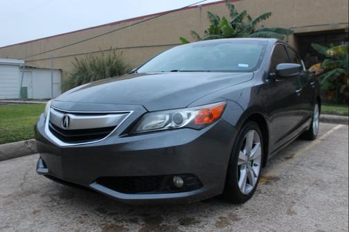 2013 Acura ILX 2.0L w/Premium Package