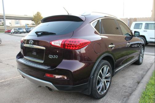 2016 INFINITI QX50 Base