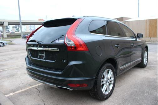 2016 Volvo XC60 T5 Drive-E Premier