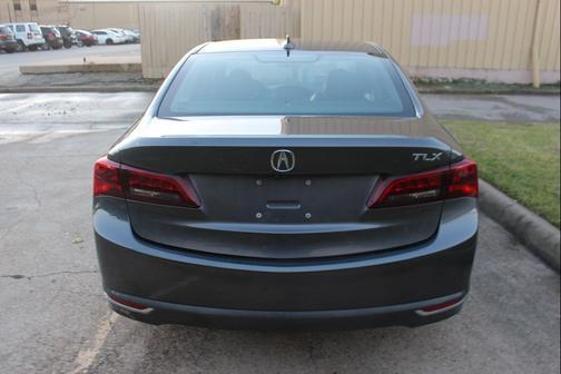 2017 Acura TLX w/Technology Package