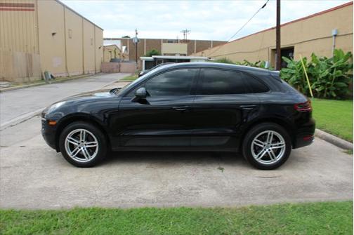 2018 Porsche Macan Base