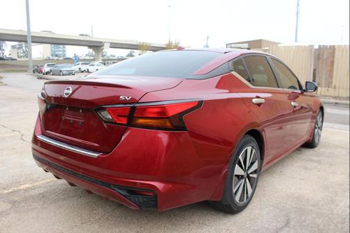 2022 Nissan Altima 2.5 SV