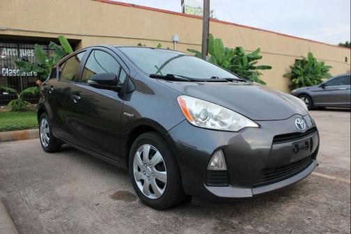 2013 Toyota Prius c One