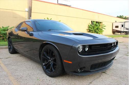 2018 Dodge Challenger SXT
