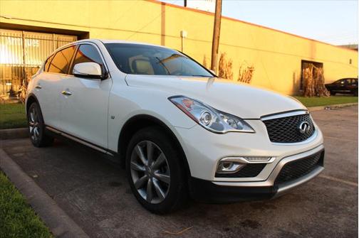 2017 INFINITI QX50 Base